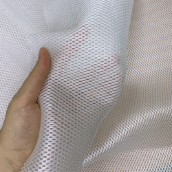 Сетка 3D трехслойная Air mesh 160 гр/м2, цвет Белый (на отрез)  в Анапе